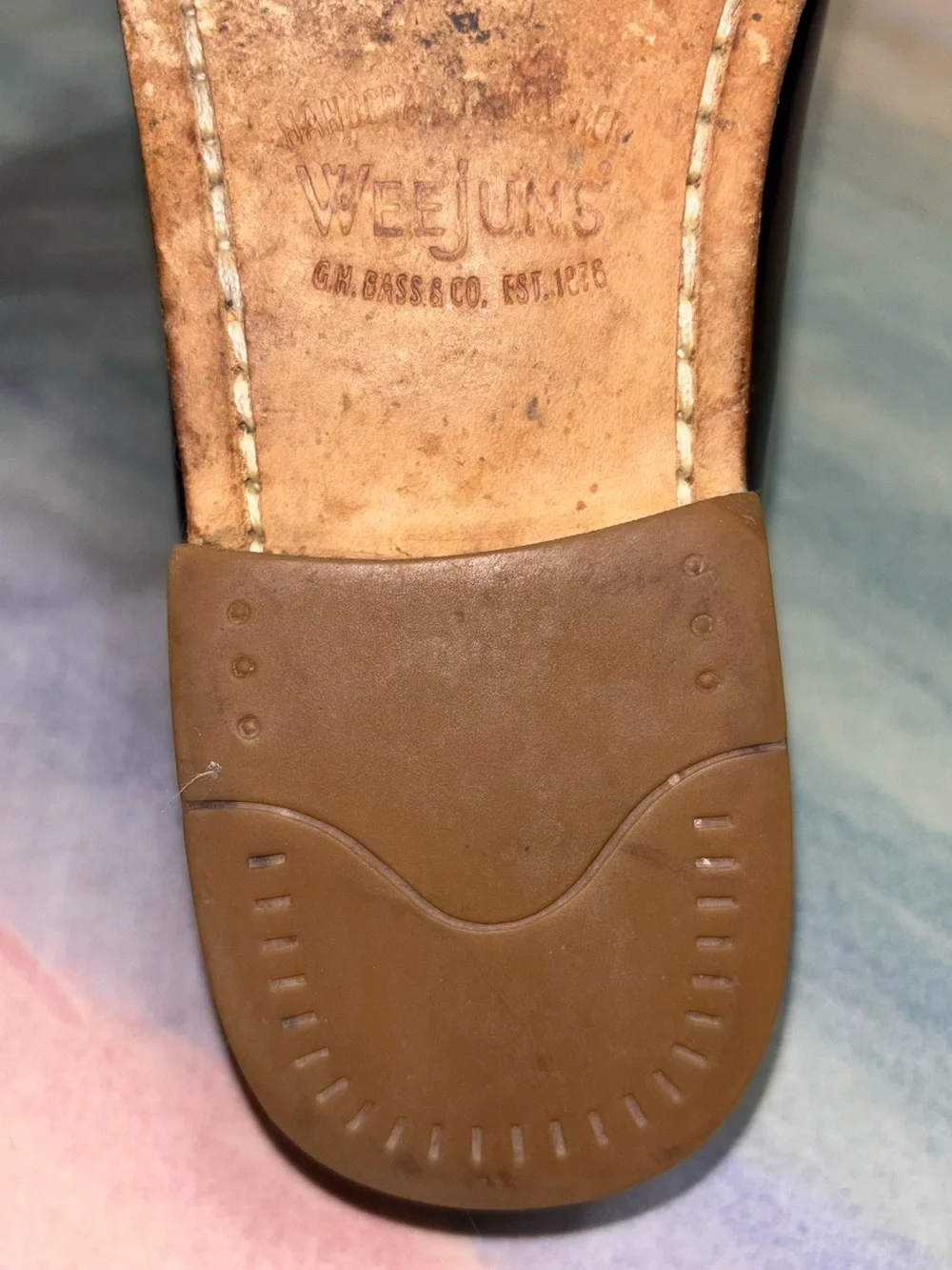 Bass Weejuns patent leather loafer women’s size 7 M